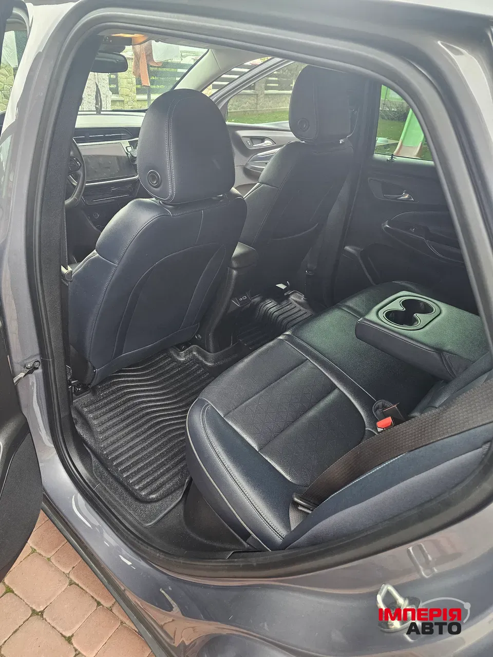 Chevrolet Bolt EUV - фото 12