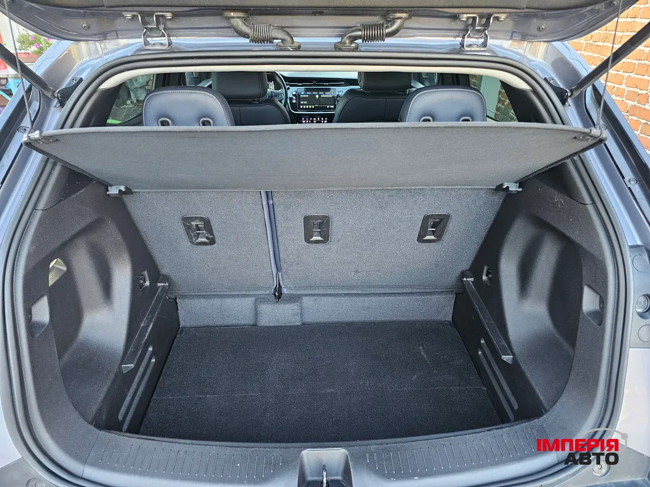 Chevrolet Bolt EUV - фото 13