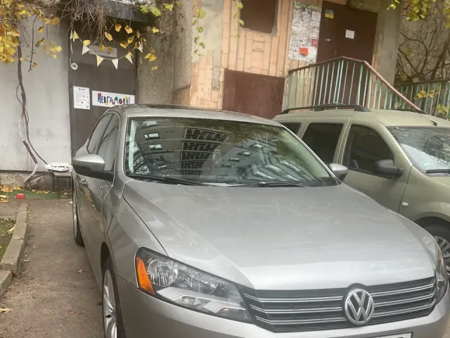 Volkswagen Passat - фото 1