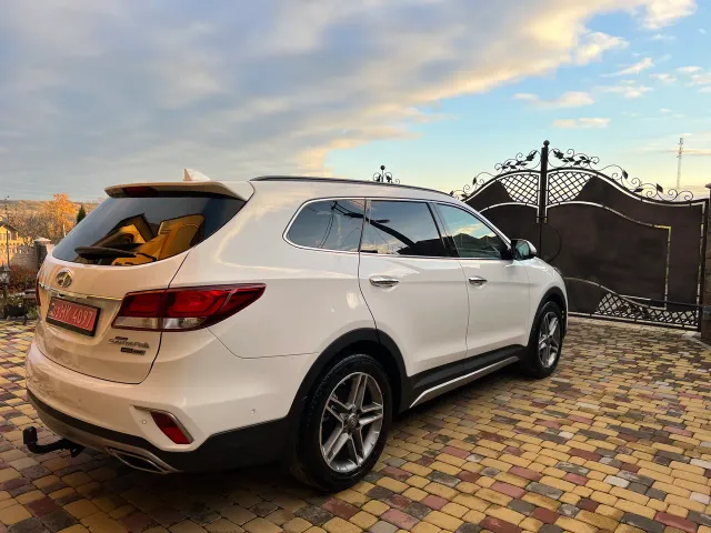 Hyundai Santa Fe - фото 4