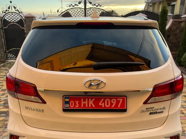 Hyundai Santa Fe - фото 5