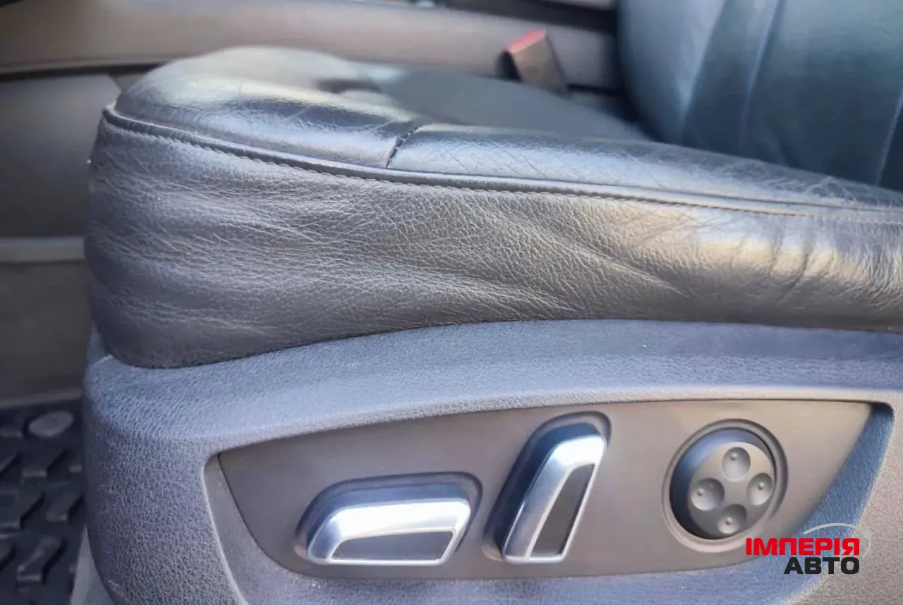 Audi Q7 - фото 15