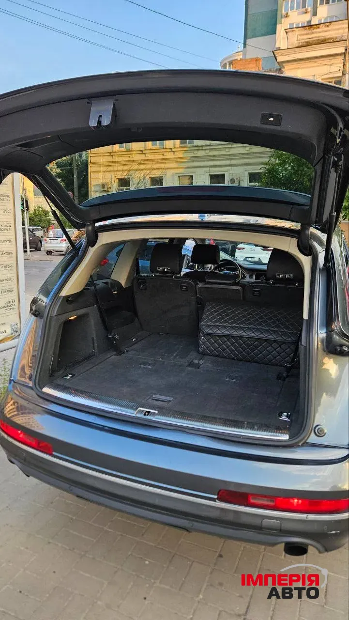 Audi Q7 - фото 4