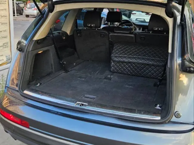 Audi Q7 - фото 4