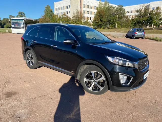 Kia Sorento - фото 3