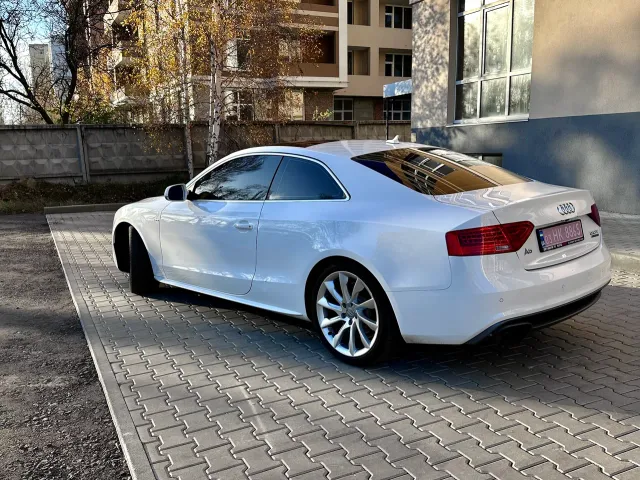 Audi A5 - фото 4
