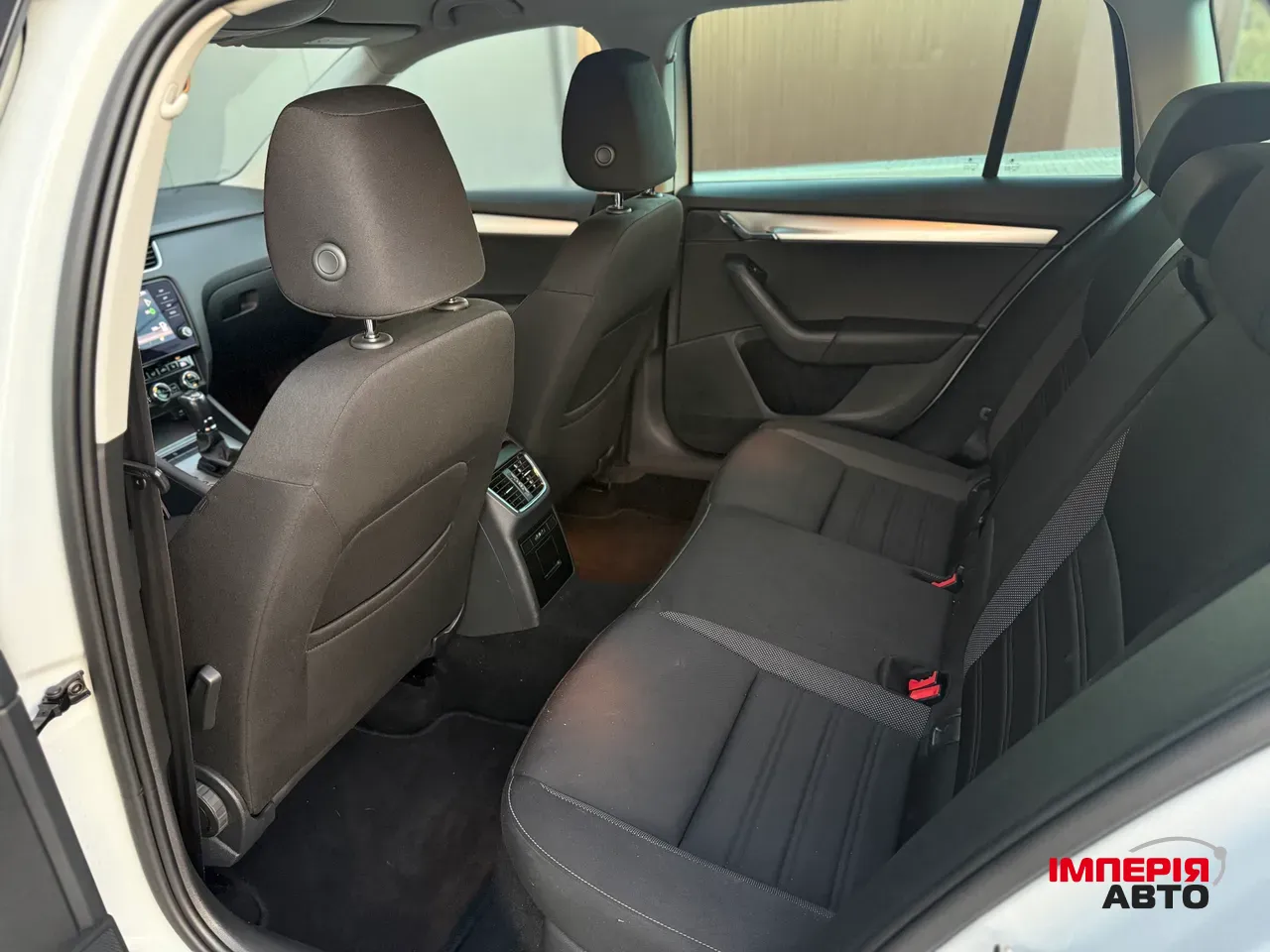 Skoda Octavia - фото 11