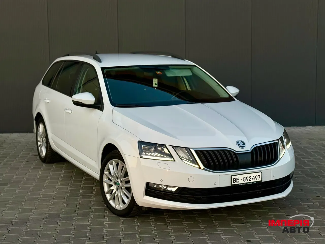 Skoda Octavia - фото 1