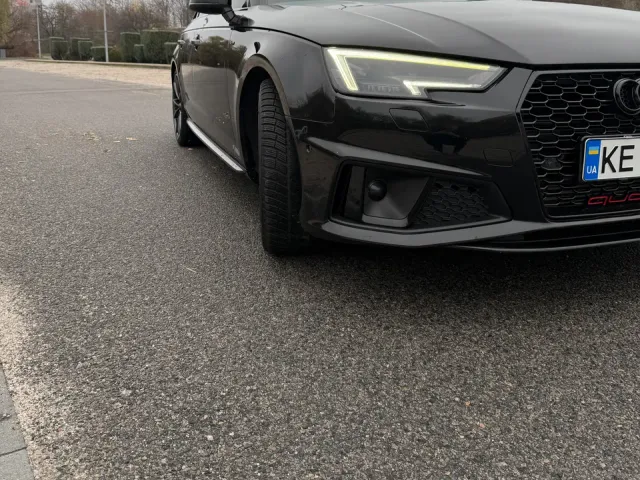 Audi A4 - фото 3