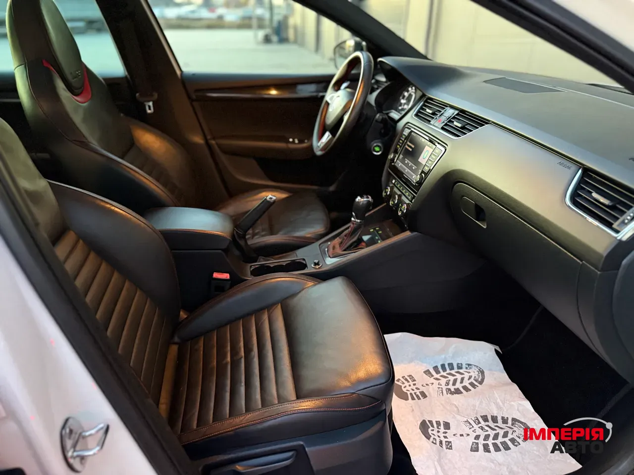 Skoda Octavia RS - фото 12