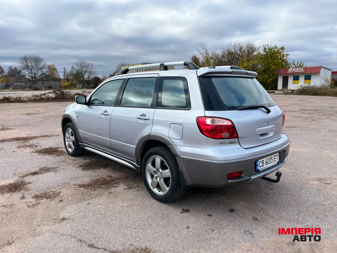 Mitsubishi Outlander - фото 5