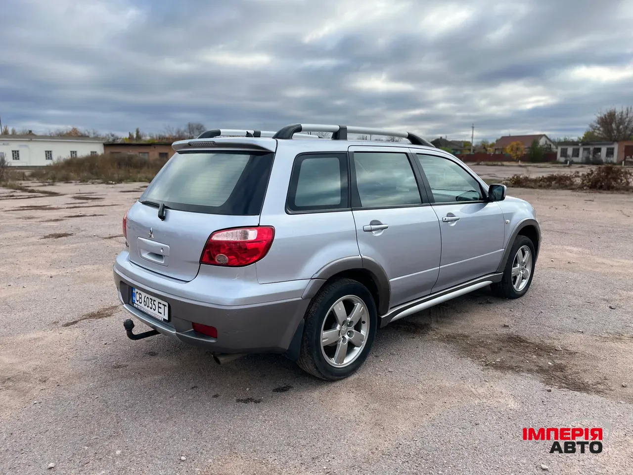 Mitsubishi Outlander - фото 7