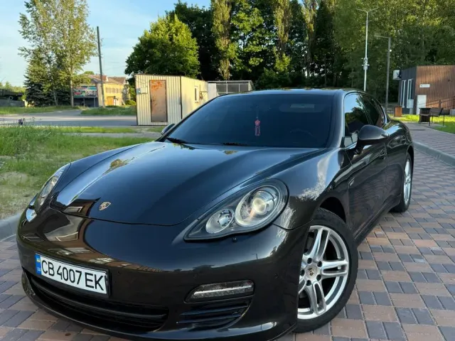 Porsche Panamera - фото 2