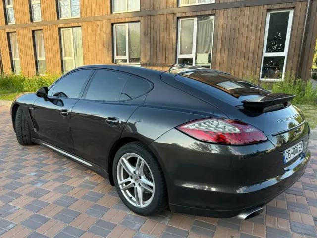 Porsche Panamera - фото 4