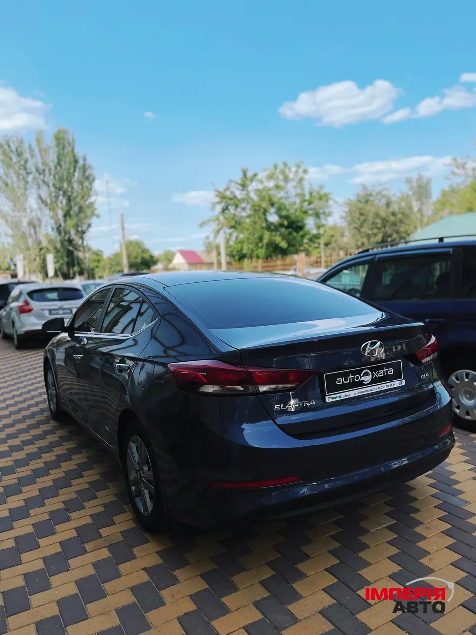 Hyundai Elantra - фото 5