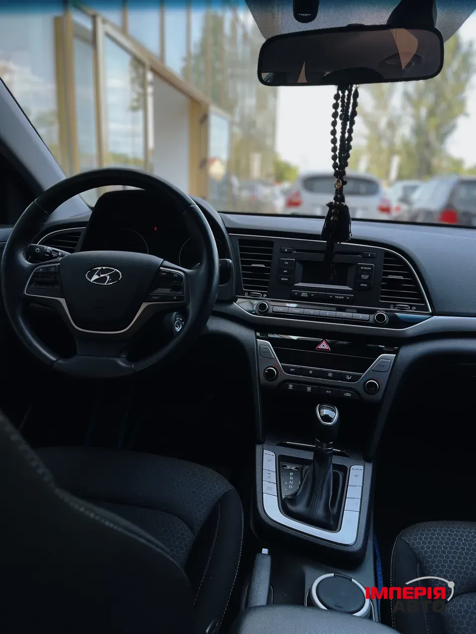 Hyundai Elantra - фото 9