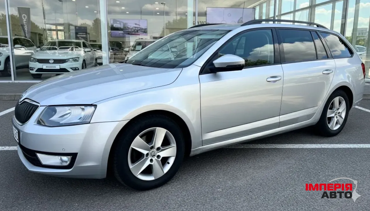 Skoda Octavia - фото 1