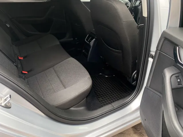 Skoda Octavia - фото 5