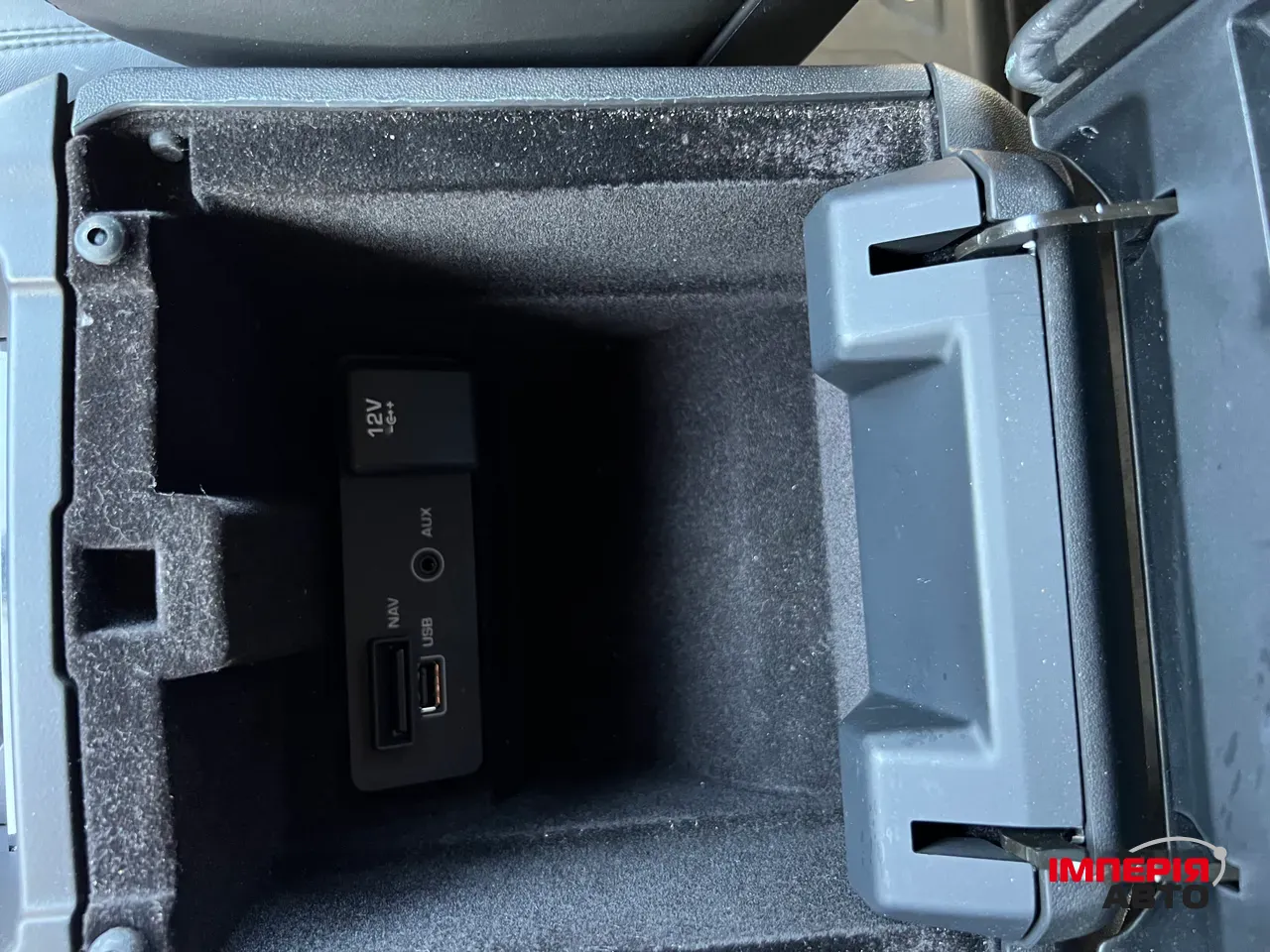 Land Rover Discovery Sport - фото 41