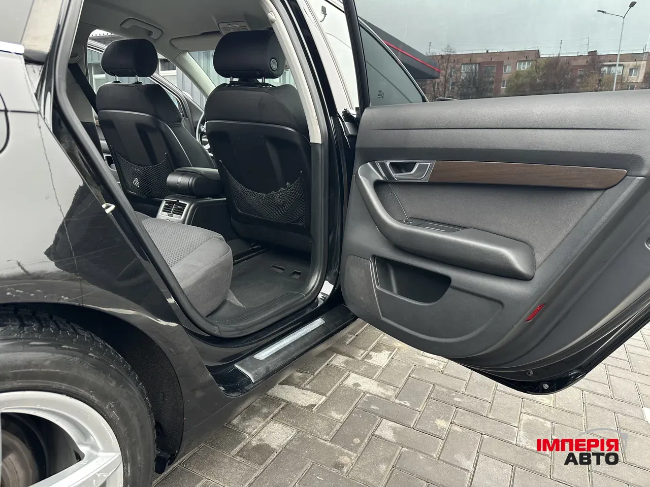 Audi A6 - фото 25