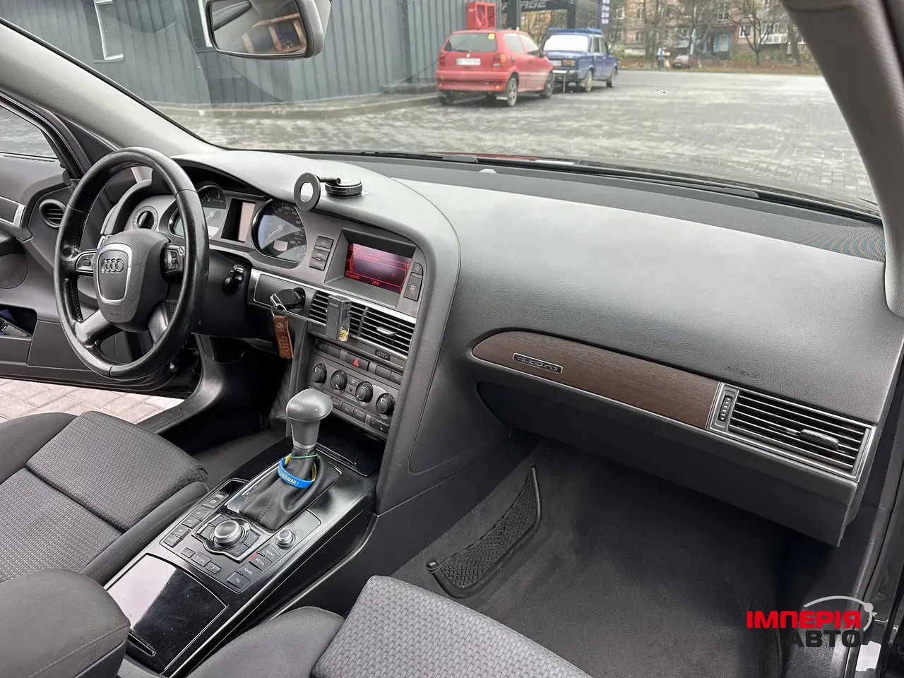 Audi A6 - фото 18