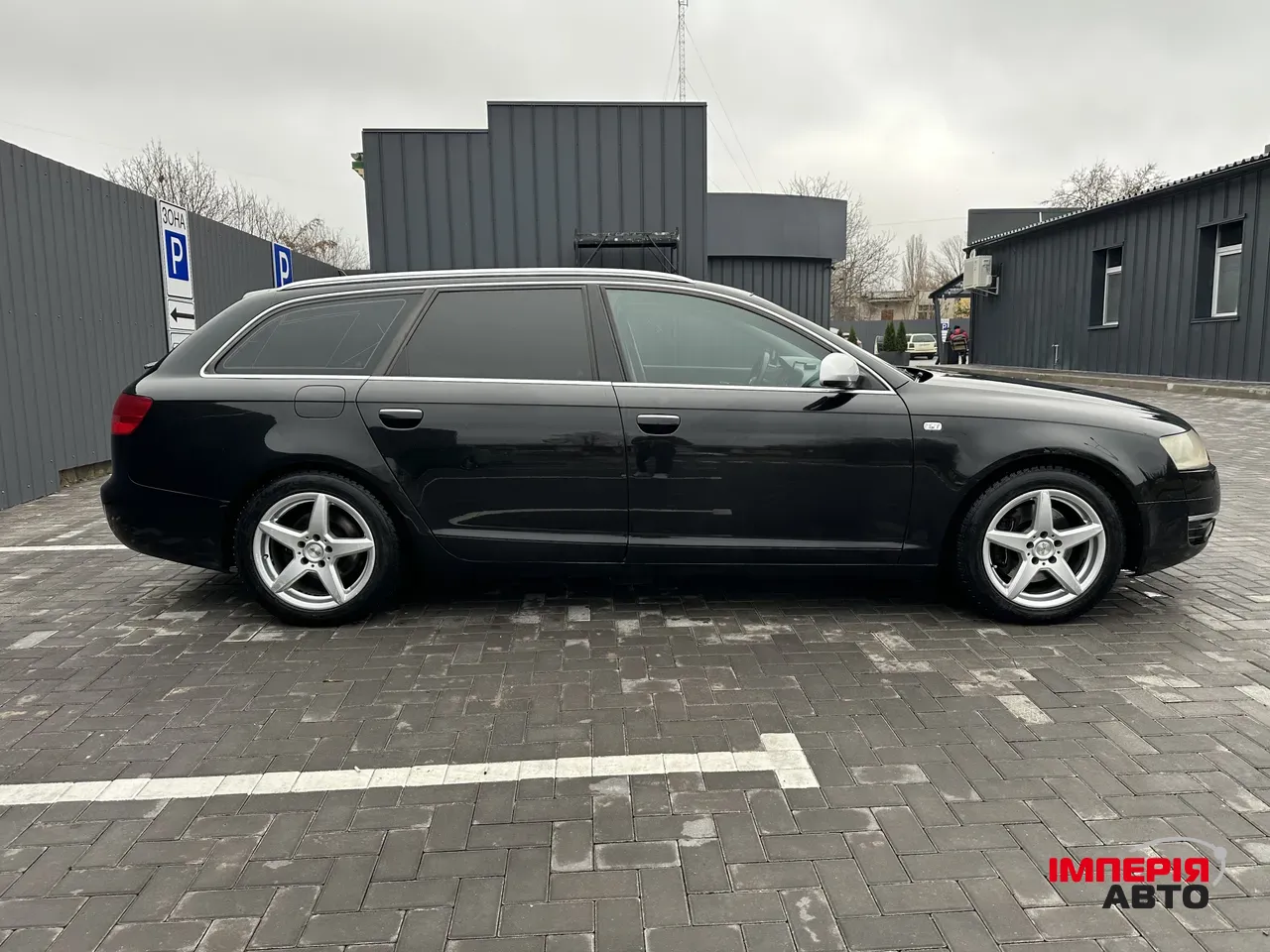 Audi A6 - фото 10