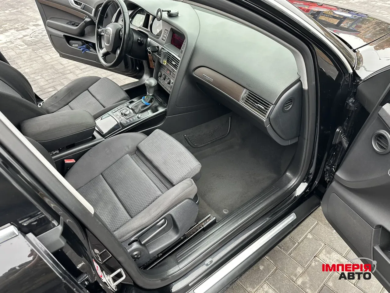 Audi A6 - фото 16