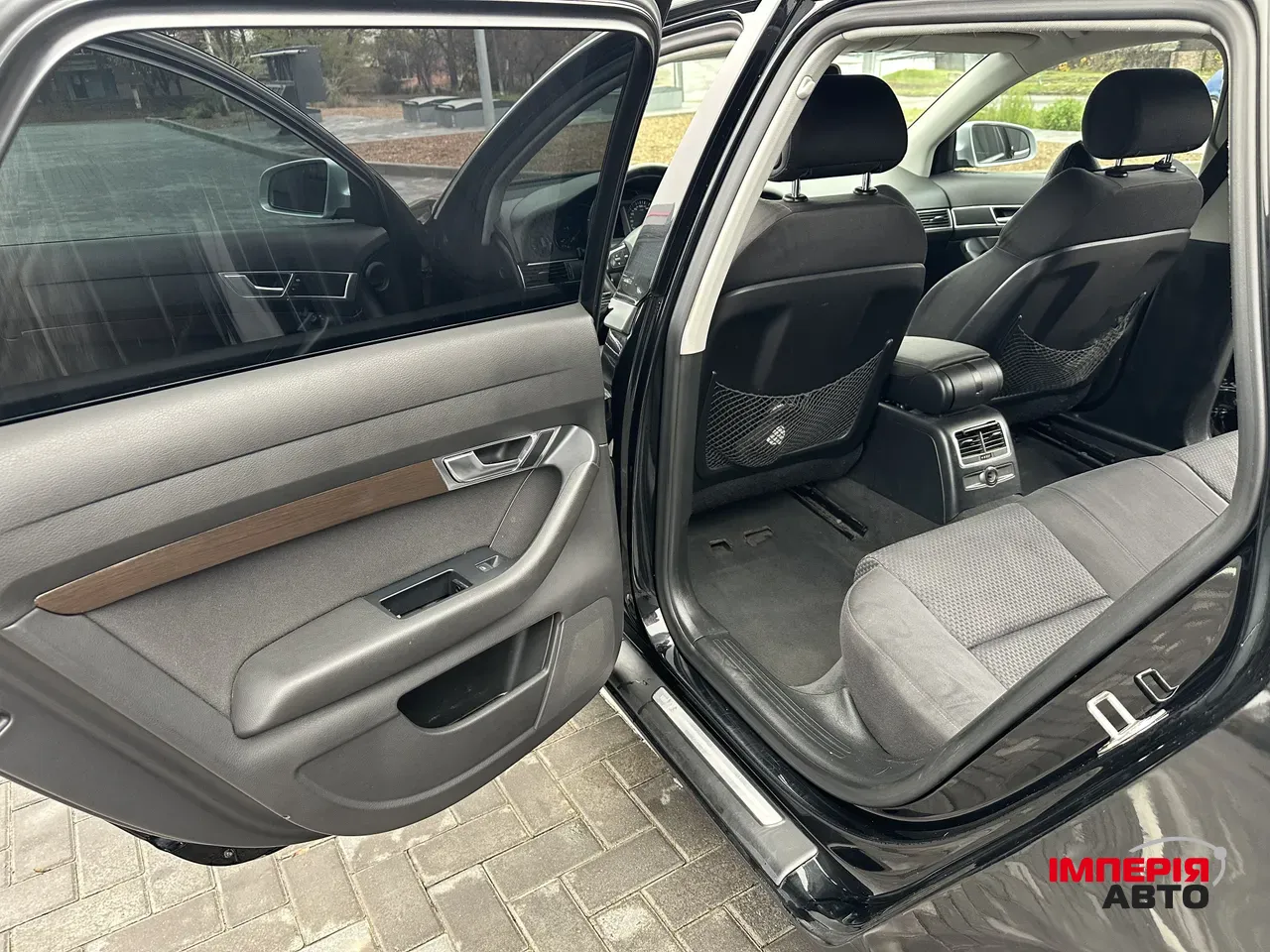 Audi A6 - фото 29