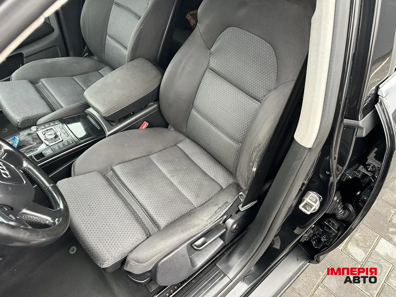 Audi A6 - фото 19