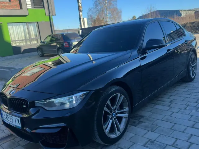 BMW 3 серії - фото 1