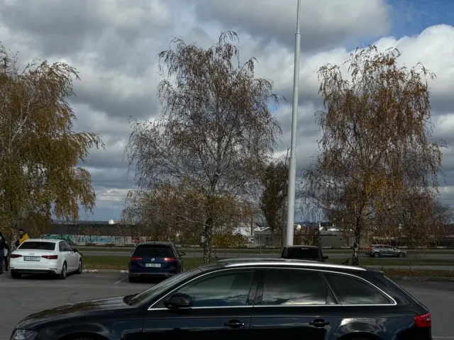 Audi A4 - фото 3