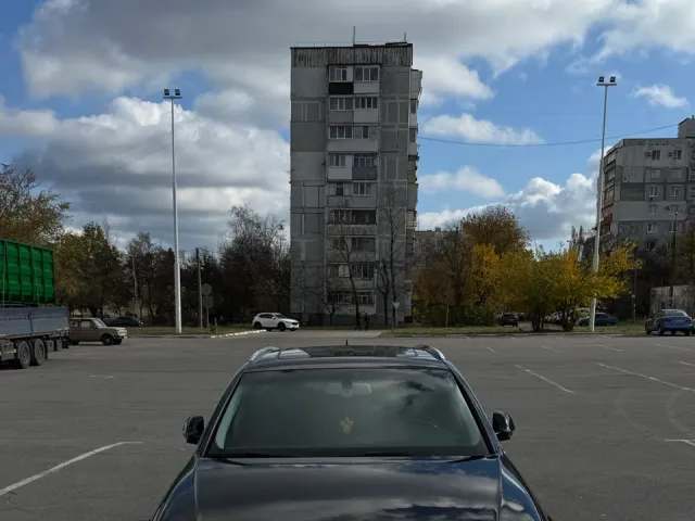 Audi A4 - фото 1