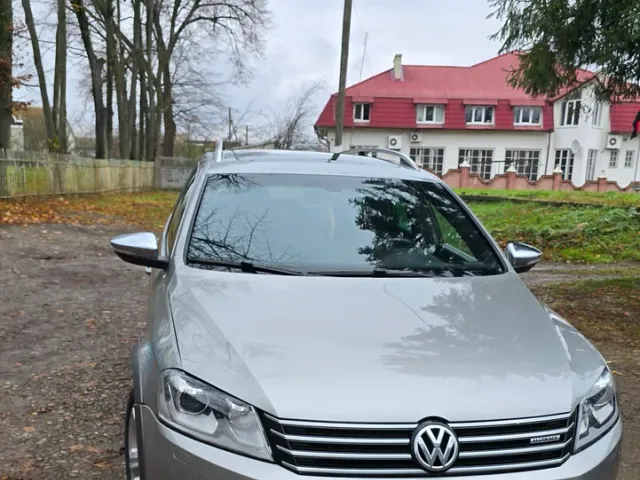 Volkswagen Passat - фото 1