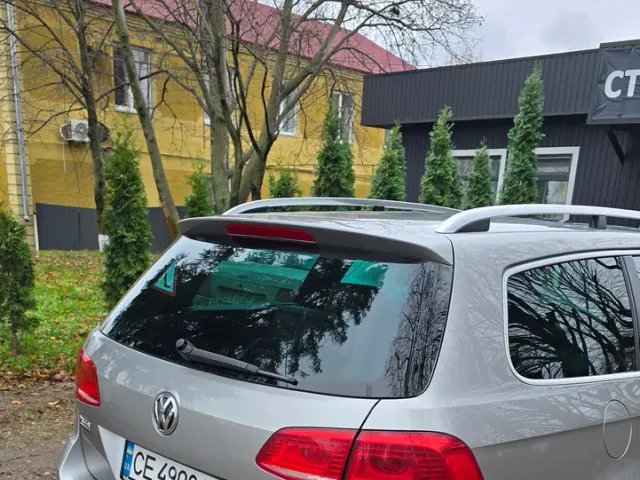 Volkswagen Passat - фото 4