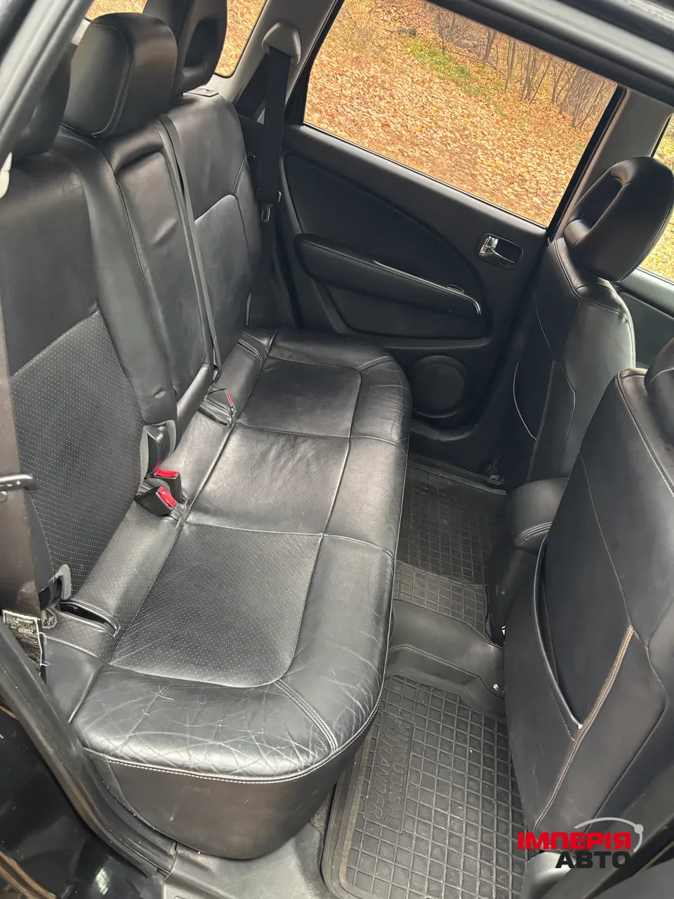 Mitsubishi Outlander - фото 8