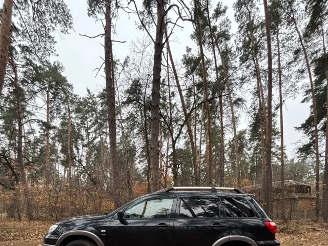 Mitsubishi Outlander - фото 2