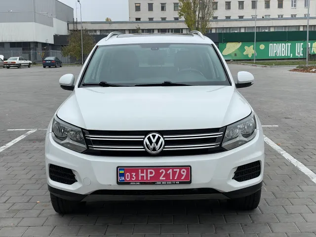 Volkswagen Tiguan - фото 2