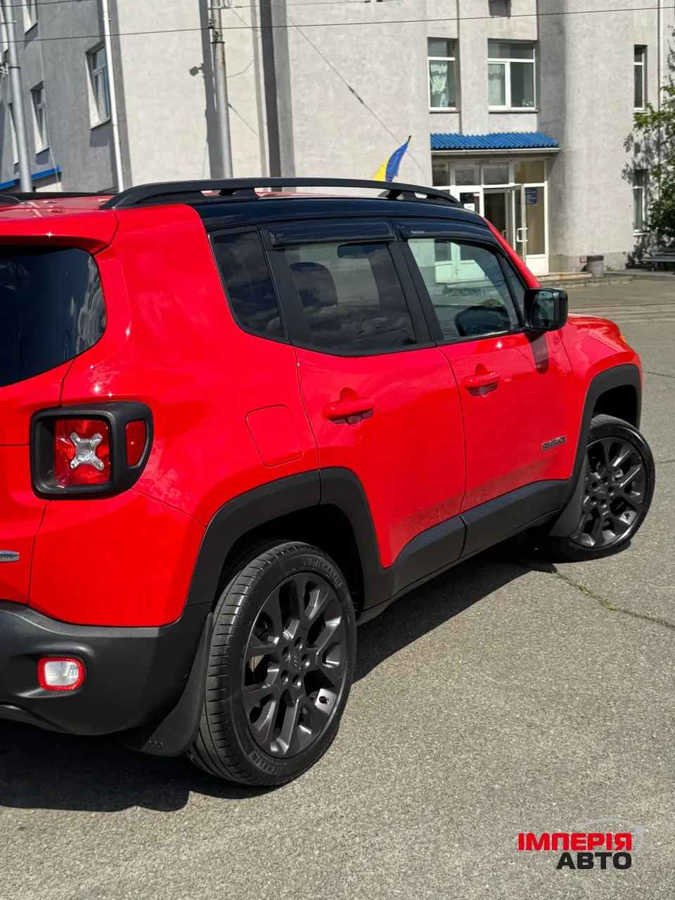 Jeep Renegade - фото 11