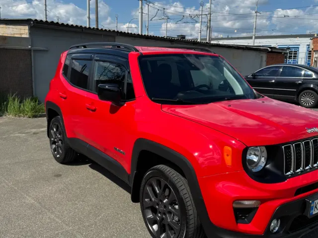 Jeep Renegade - фото 1