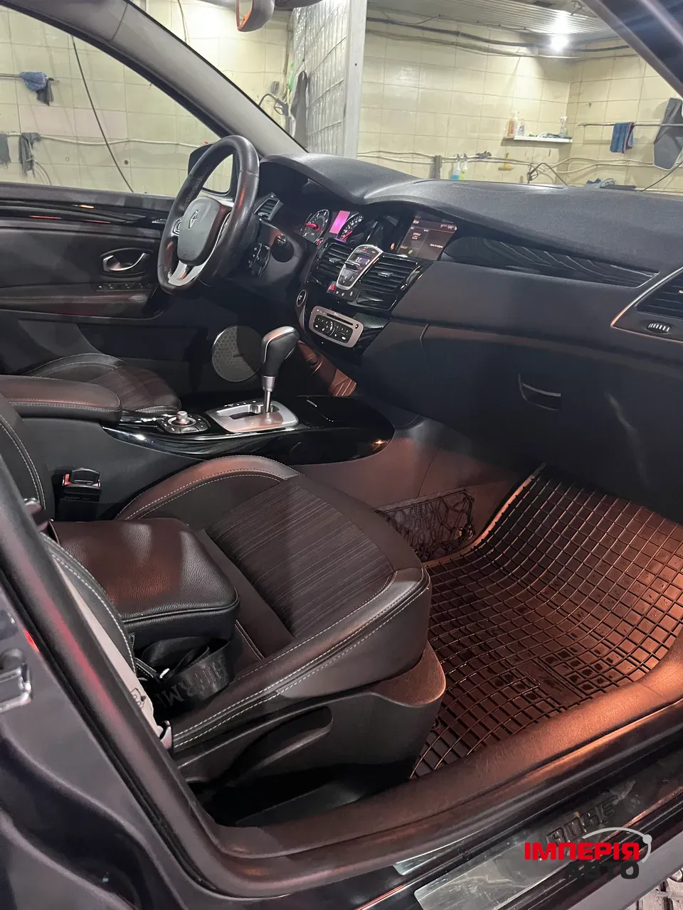 Renault Laguna - фото 23