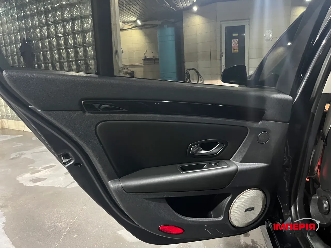 Renault Laguna - фото 19