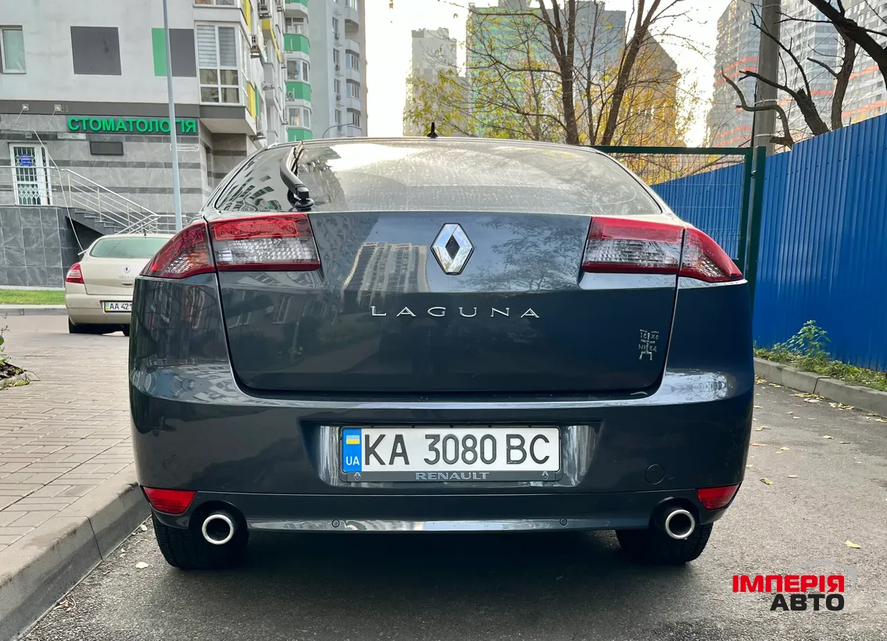 Renault Laguna - фото 10