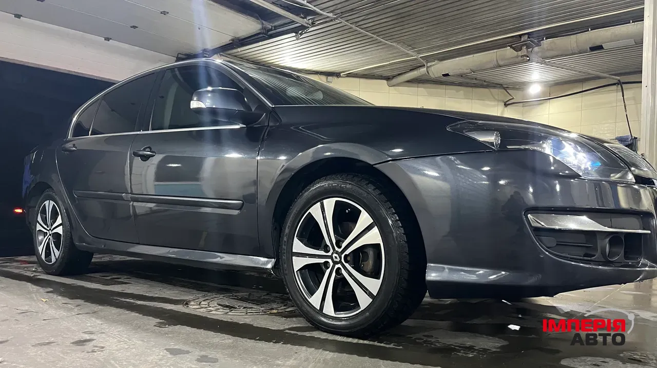 Renault Laguna - фото 27