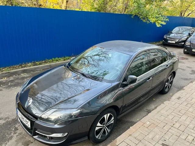 Renault Laguna - фото 1