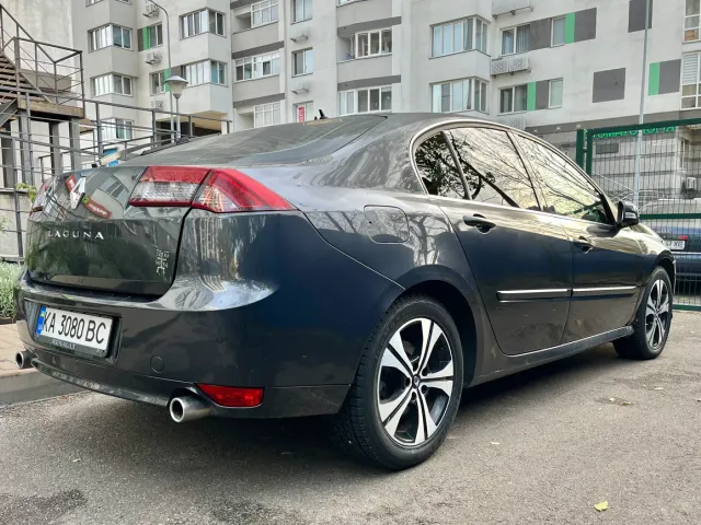 Renault Laguna - фото 3