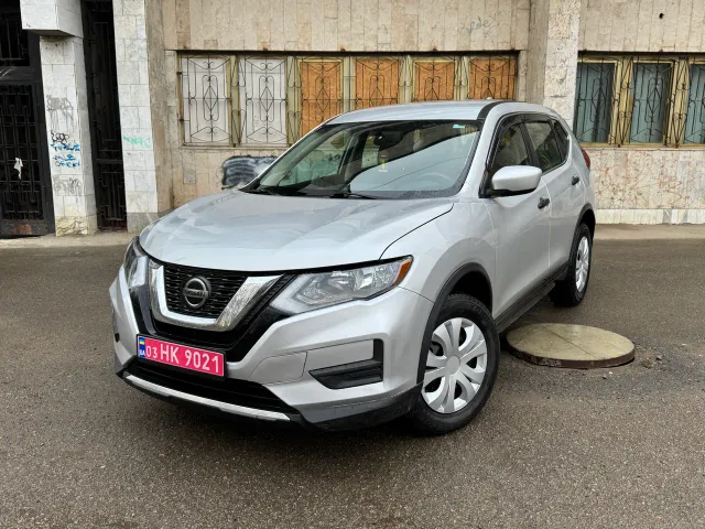 Nissan Rogue - фото 1