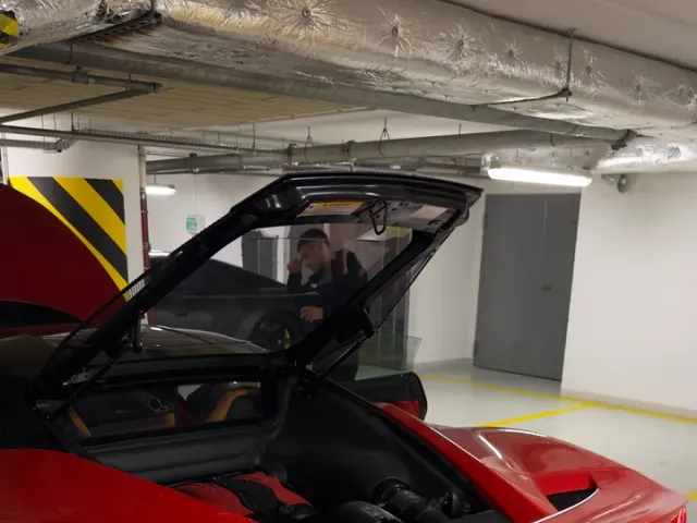 Ferrari F8 - фото 2