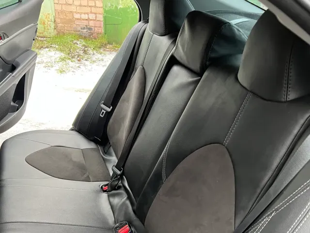 Toyota Camry - фото 4