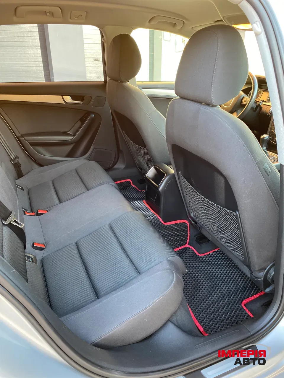 Audi A4 - фото 14