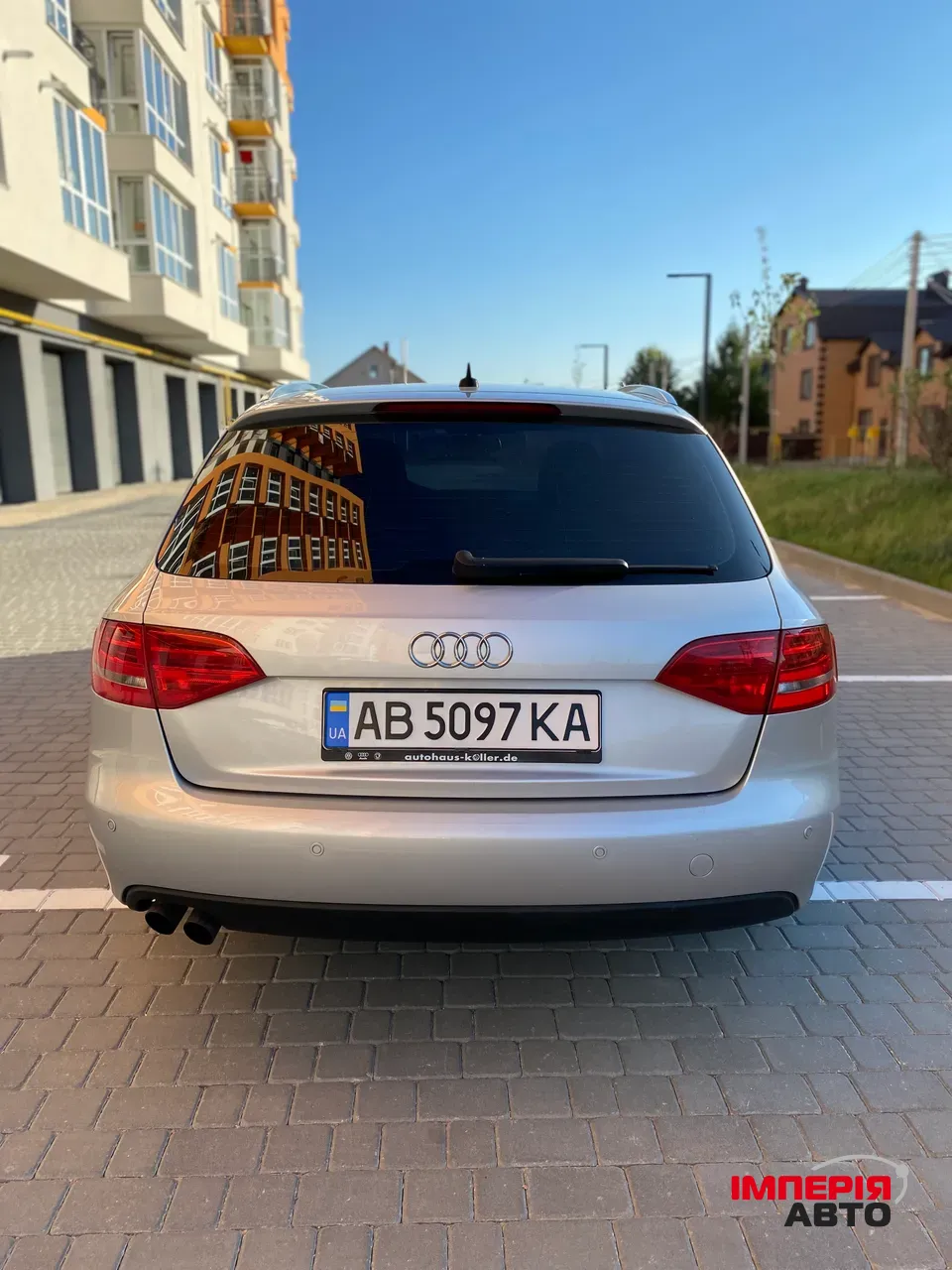 Audi A4 - фото 11